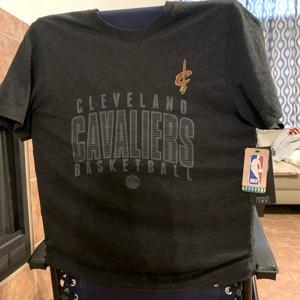 NWT! Cleveland Cavaliers tee shirt